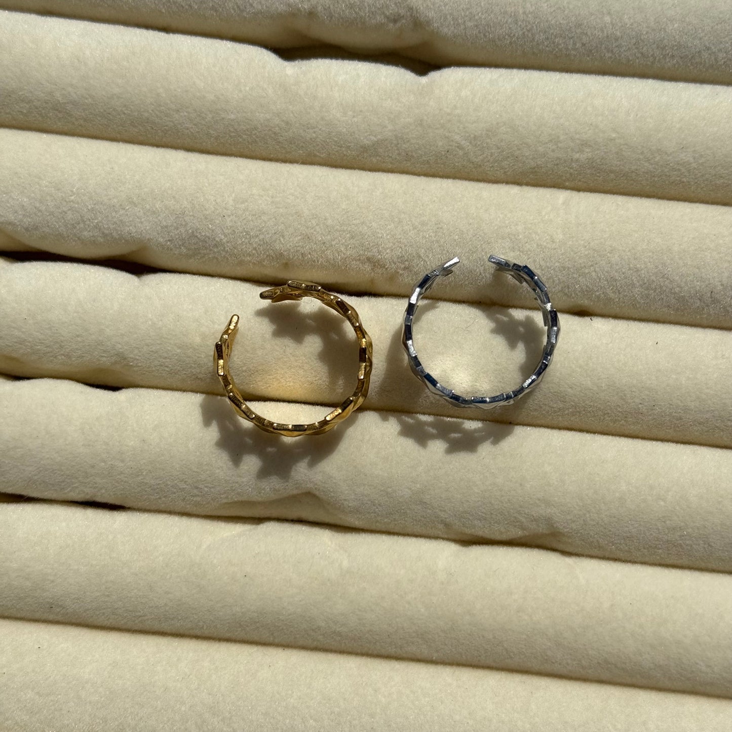 Star Cluster Ring