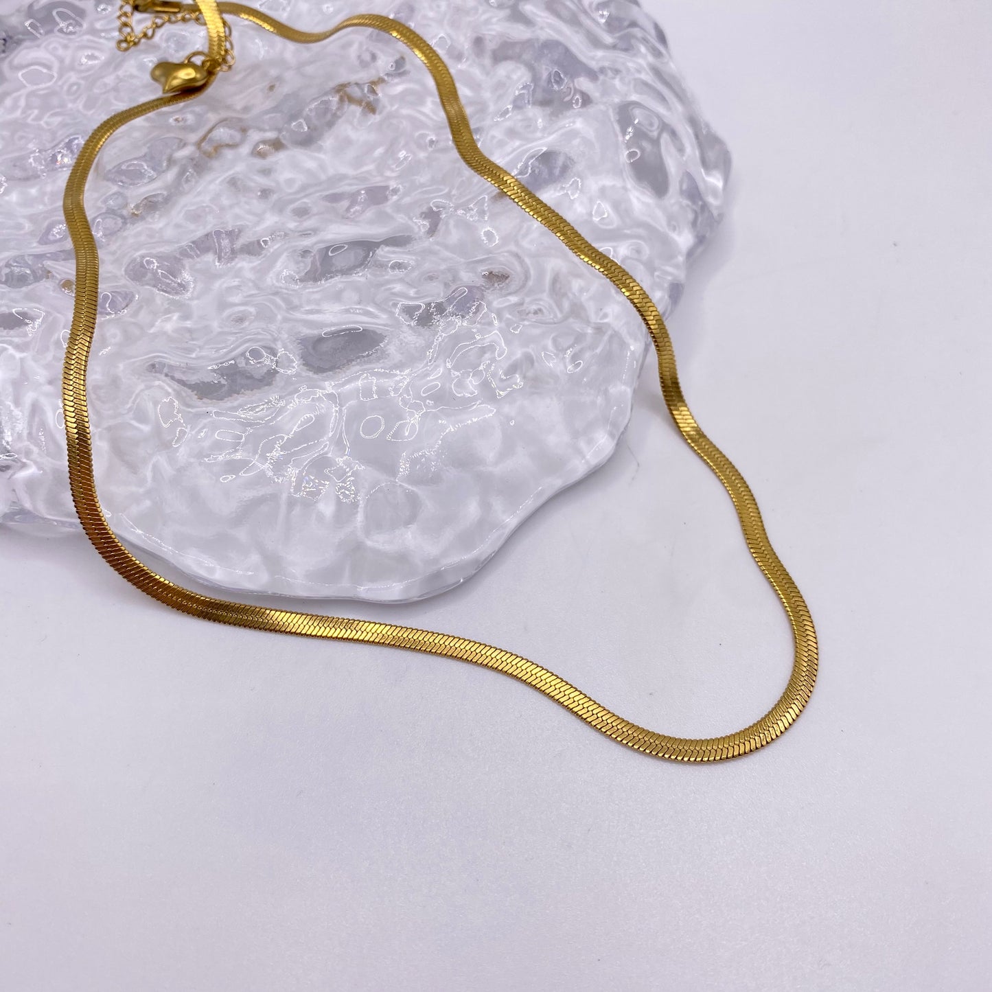 Flat Blade Chain Necklace