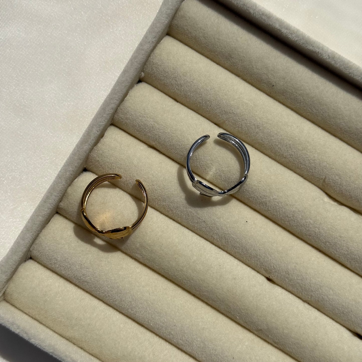 Bow Ribbon Ring