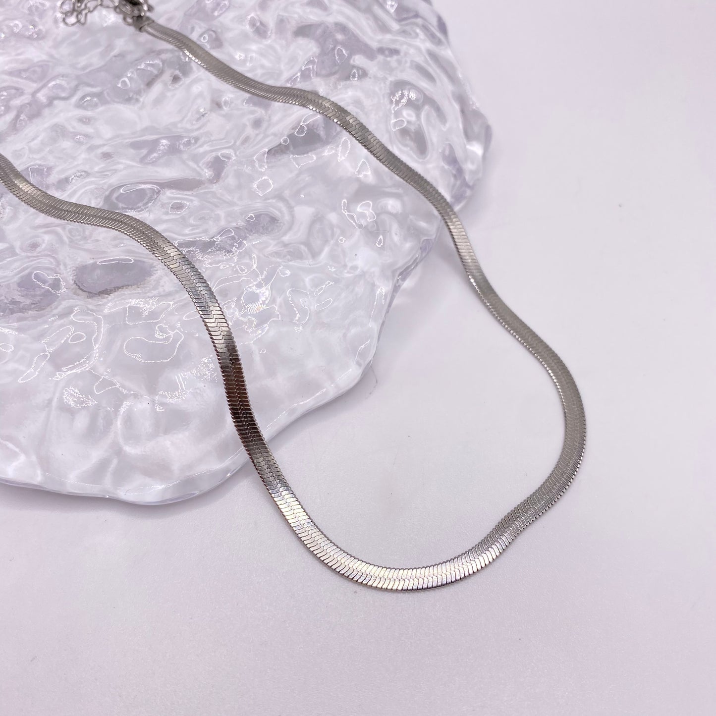 Flat Blade Chain Necklace