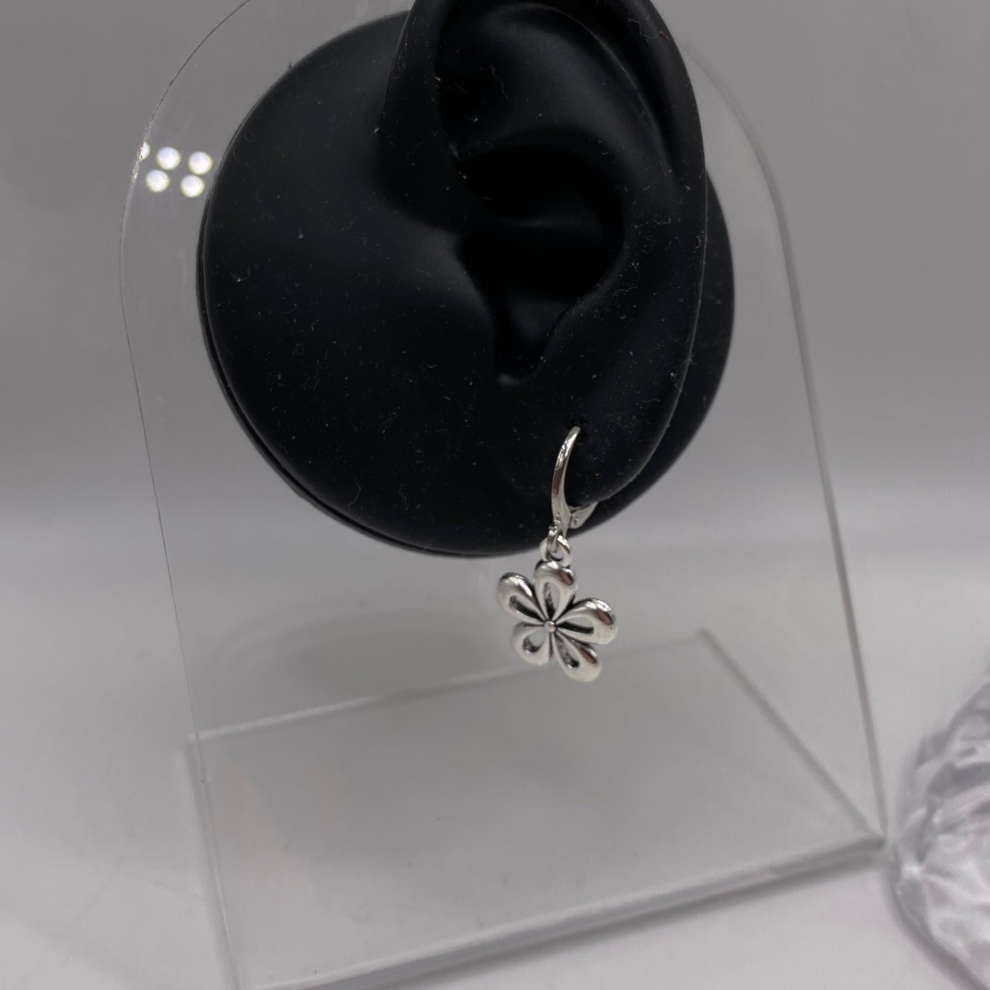 Groovy Flower Huggie Hoop Earrings