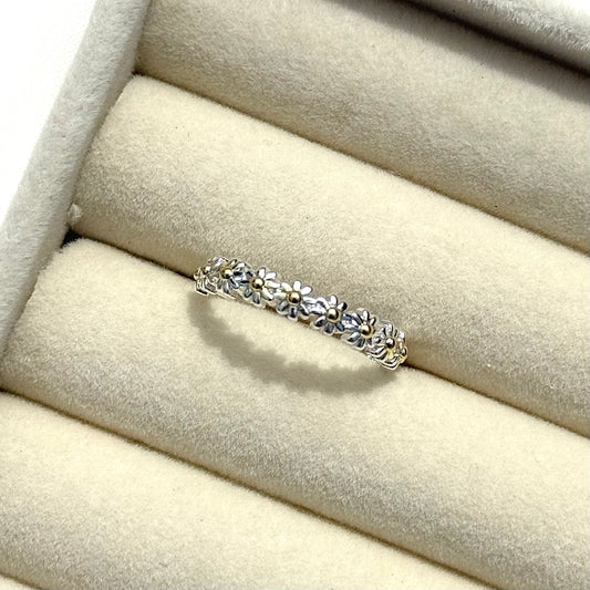 Daisy Ring