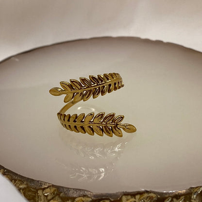 Ivy Leaf Ring