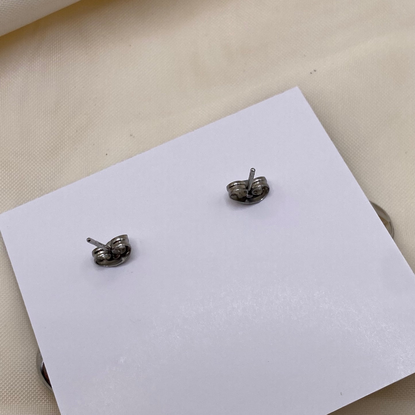 Geometric Oval Stud Earrings