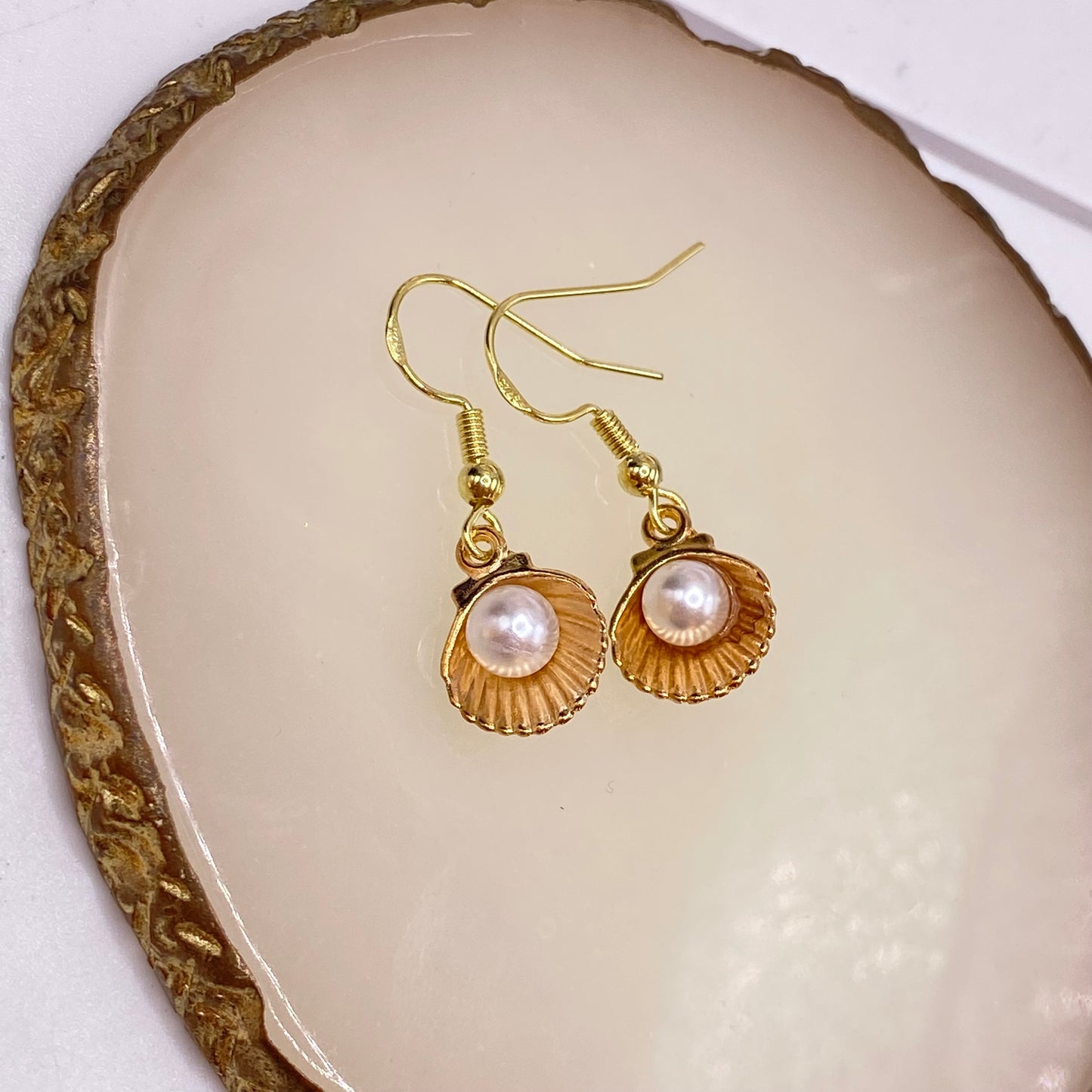Pearl Shell Earrings