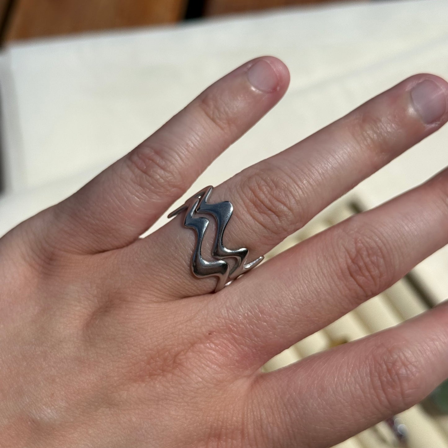 Zig Zag Wavy Ring