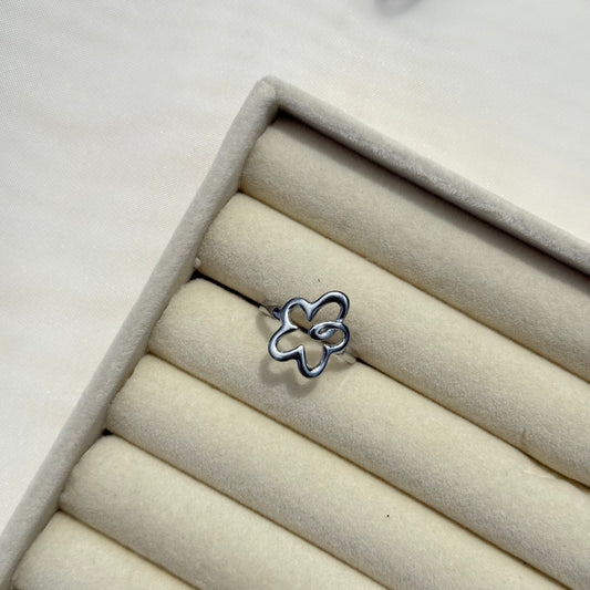 Groovy Flower Ring