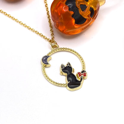 Cat Wreath Necklace