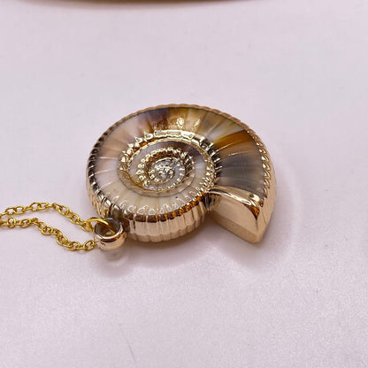 Chunky Gold Encrusted Round Shell Necklace