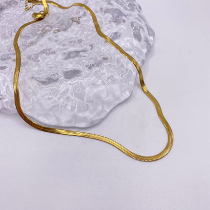 Flat Blade Chain Necklace