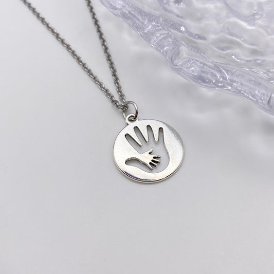 Guiding Hand Necklace