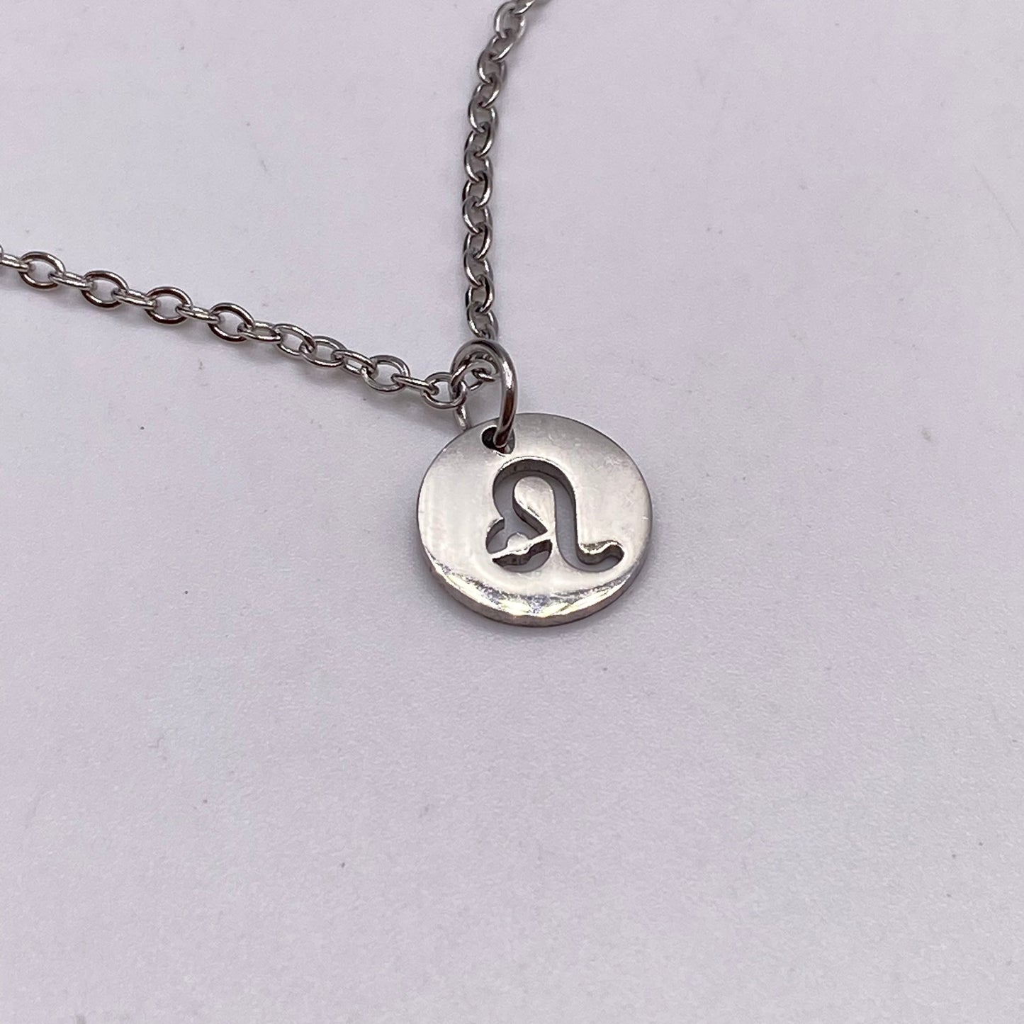 Silver Solid Star Sign Necklaces