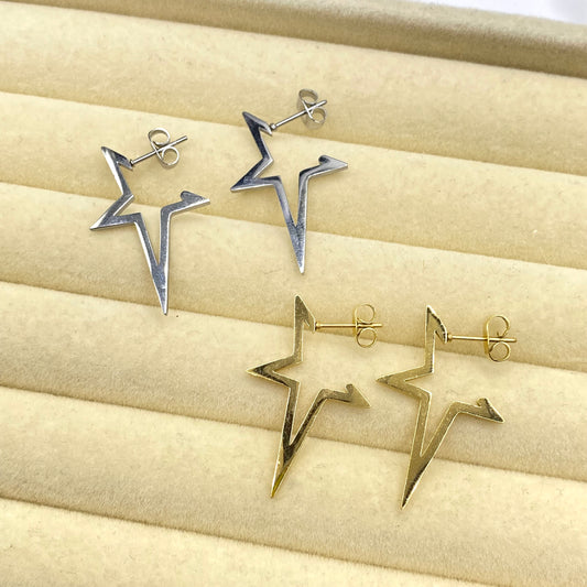 Star Outline Stud Earrings