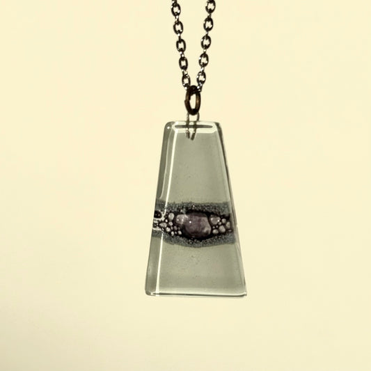 White Pendant Wash Necklace