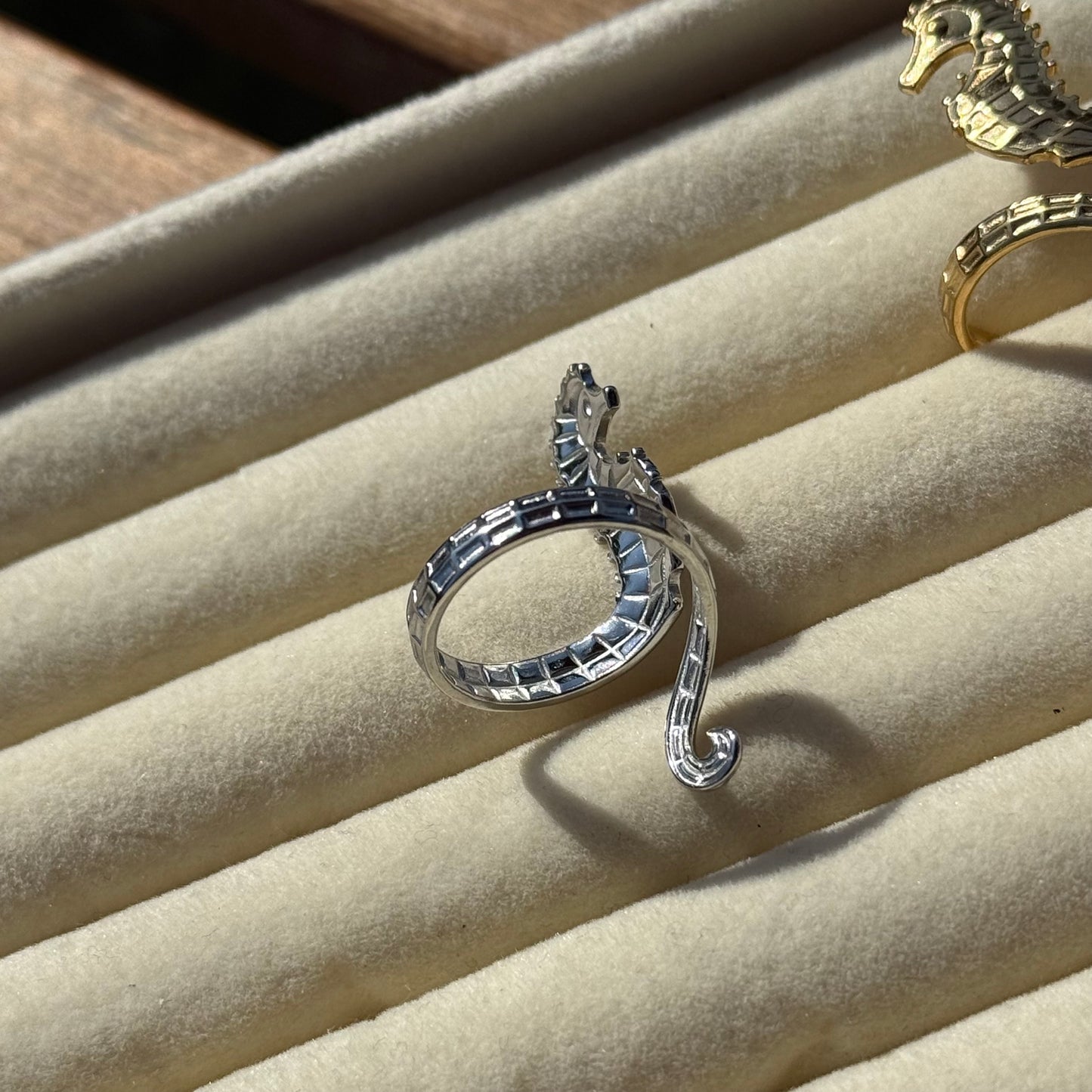 Seahorse Ring