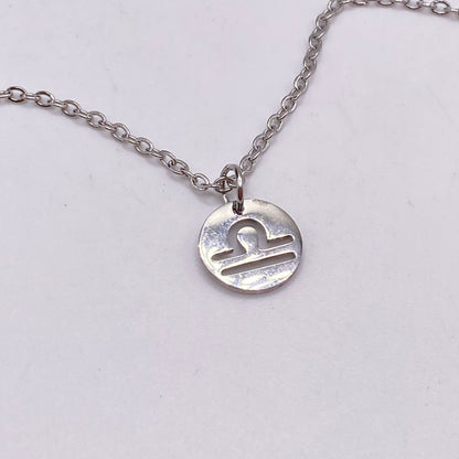 Silver Solid Star Sign Necklaces