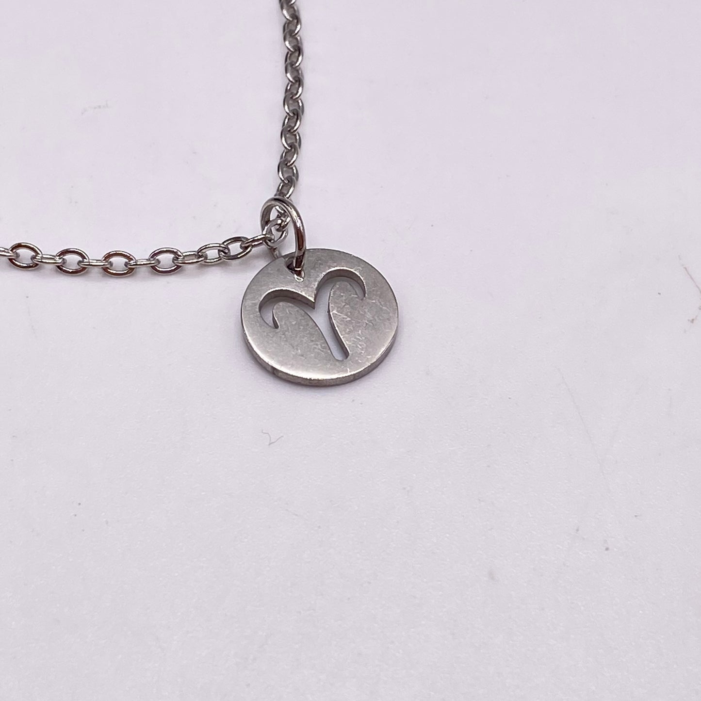 Silver Solid Star Sign Necklaces