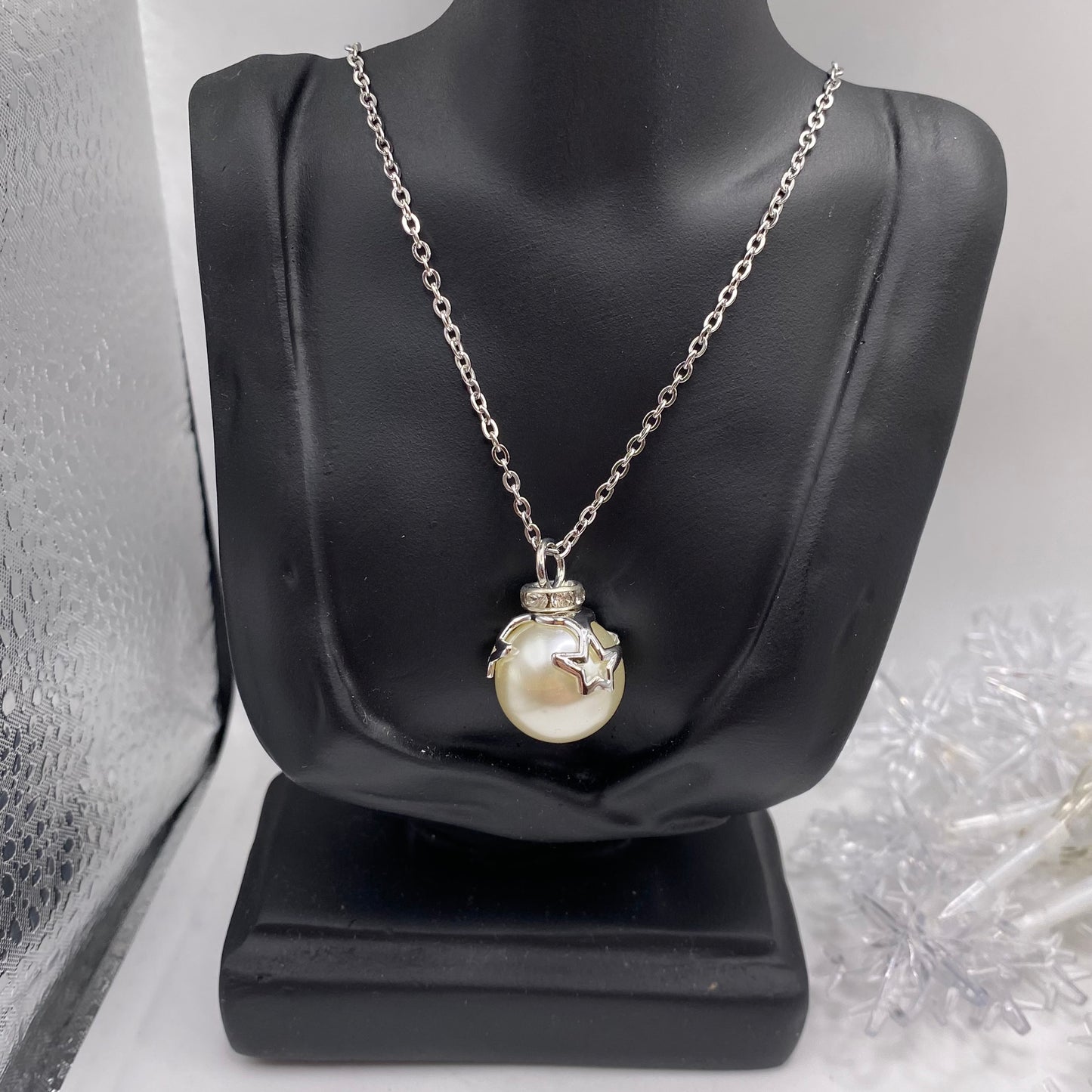 White Bauble Necklace