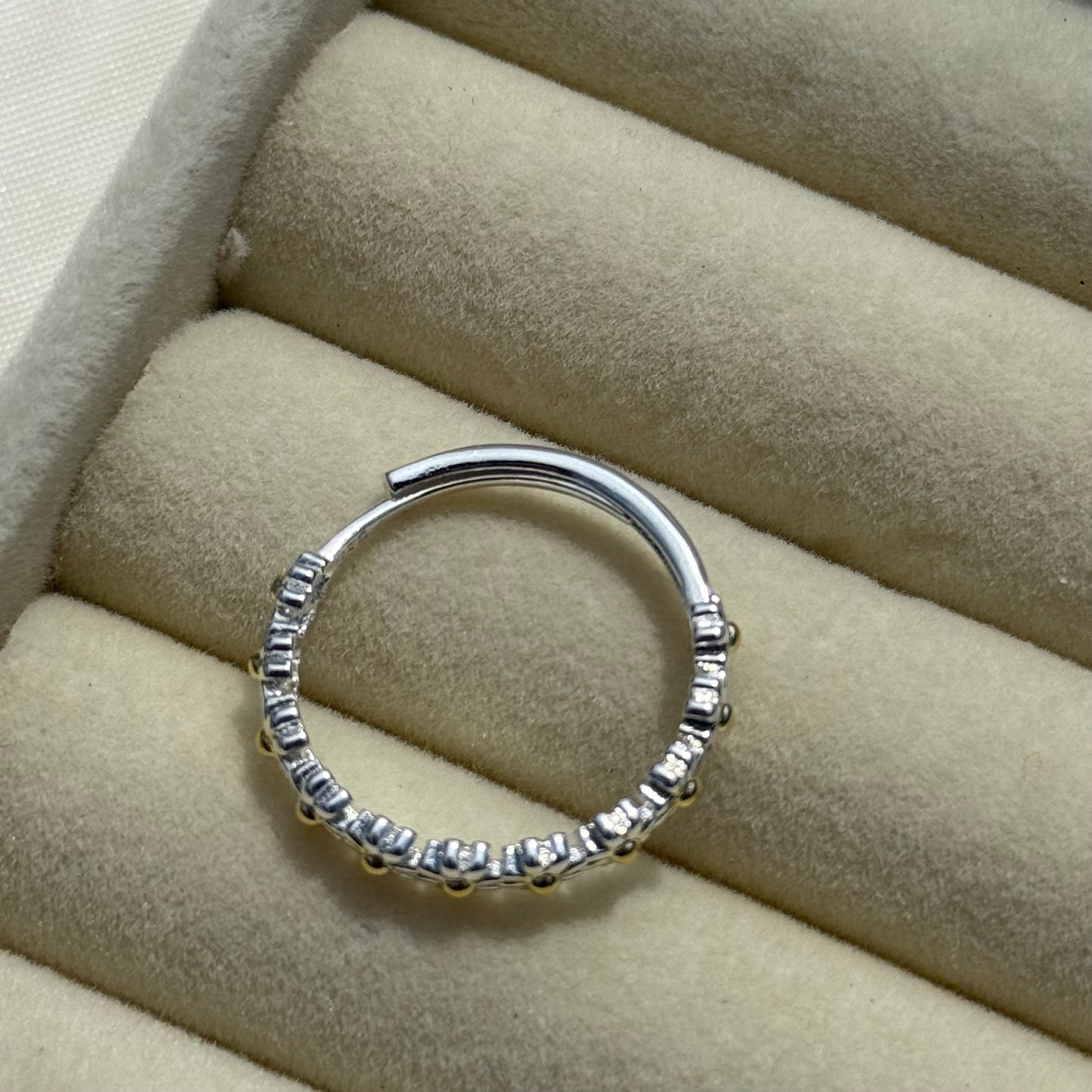 Daisy Ring