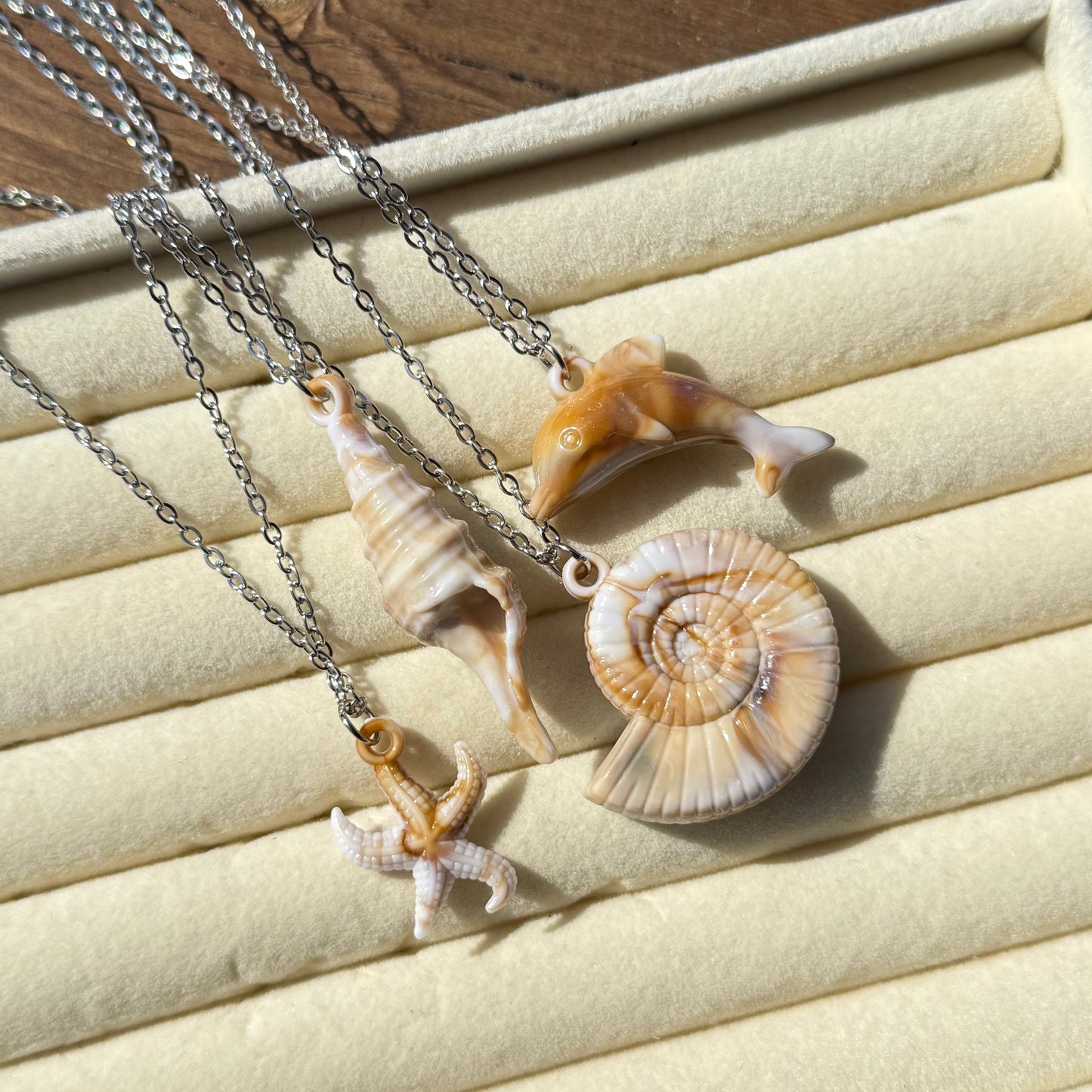 Beachy Shell Print Necklace