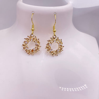 Gold Wreath Earrings
