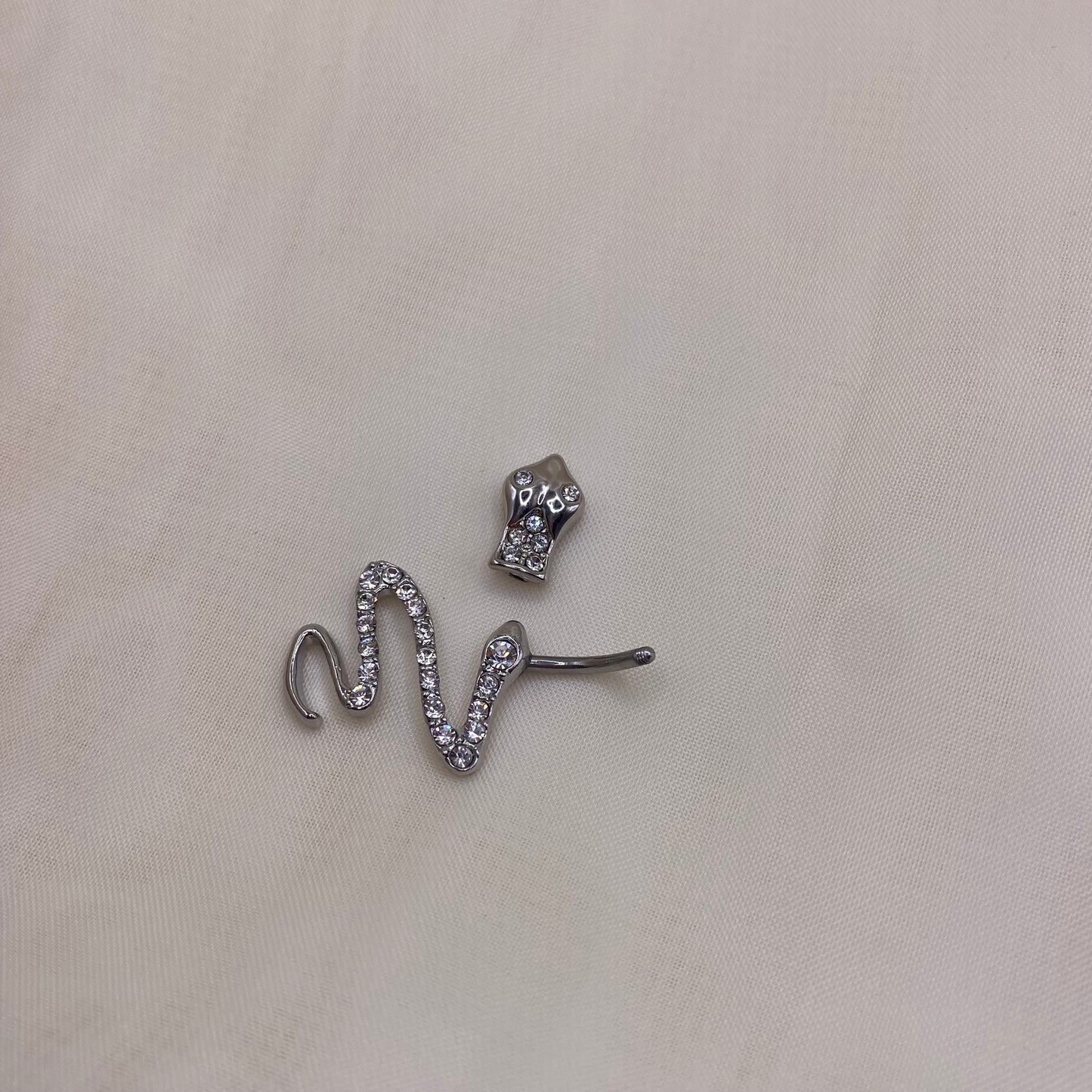 Snake Belly Bar Piercing