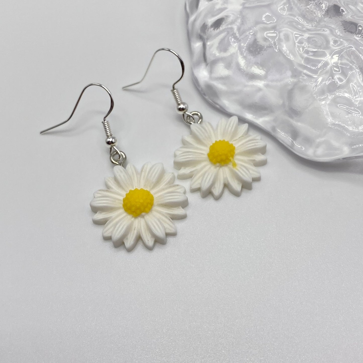 White Daisy Flower Earrings