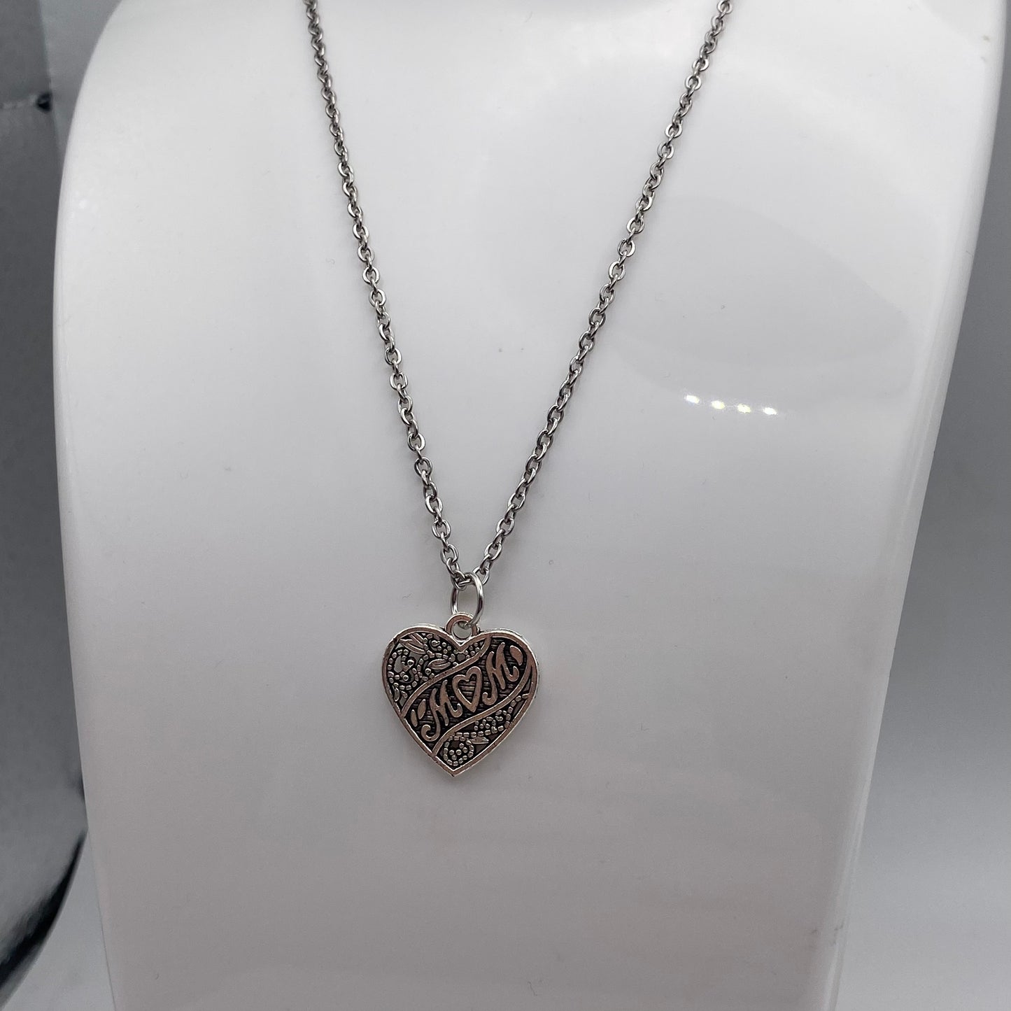 Mam/ Mum/ Mom Mother Heart Necklace